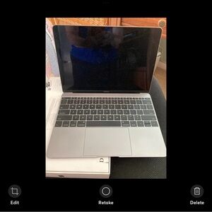 Apple MacBook - Silver